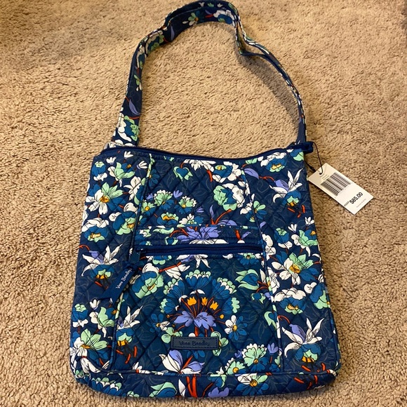 Vera Bradley Handbags - Vera Bradley hipster floral Bursts Crossbody bag nwt
